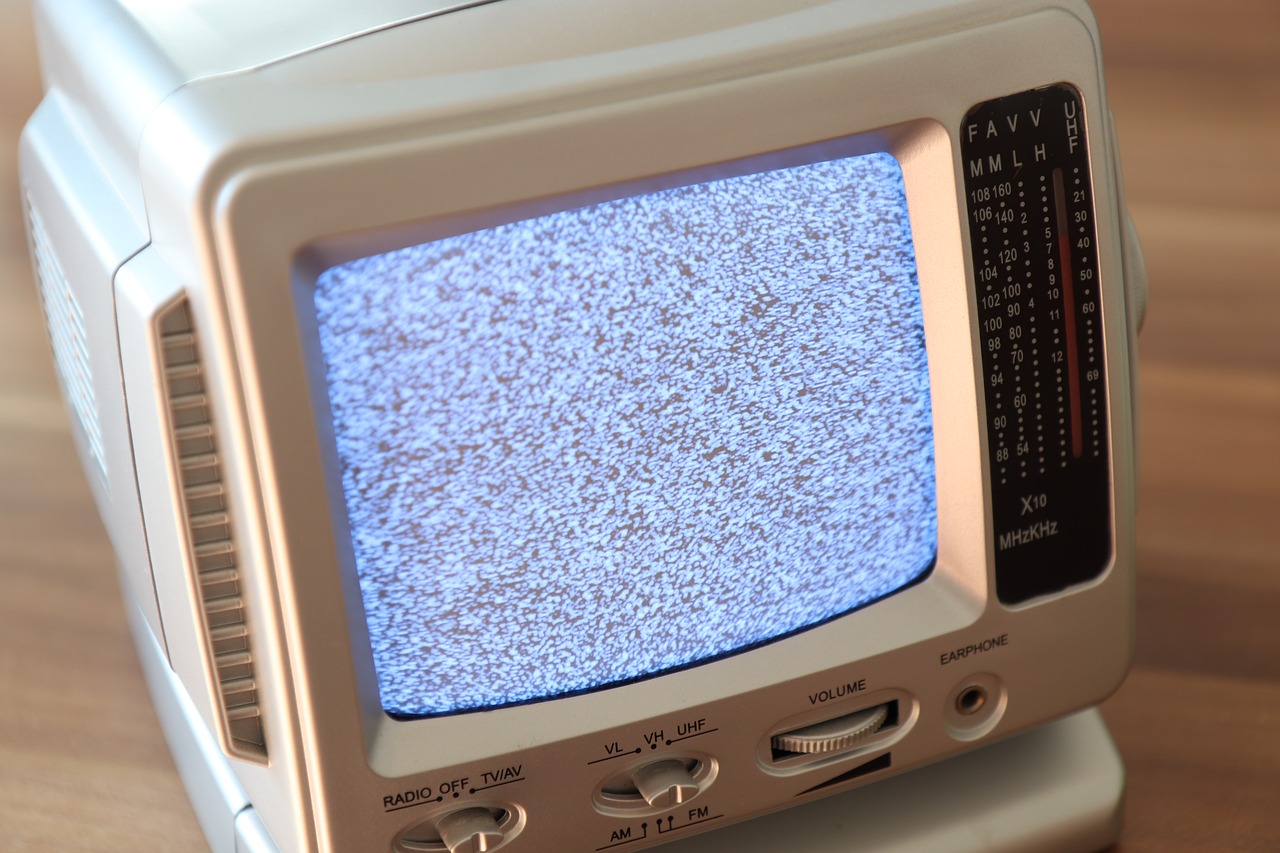 寿命 液晶 テレビ テレビの寿命は何年？長持ちさせる方法と買い替えのサイン